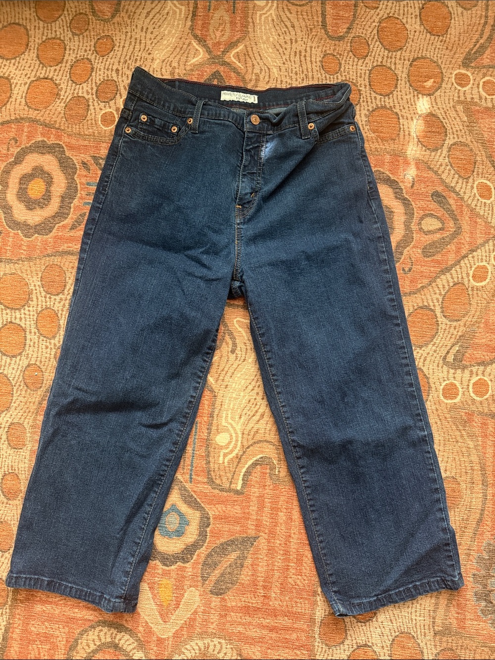 Levi’s 512 Perfectly Slimming Capri Jeans Dark Wash Size 12